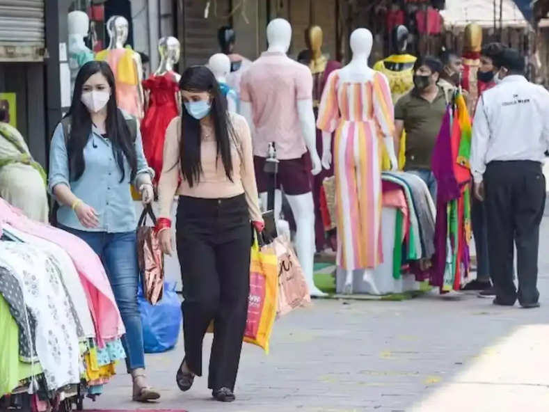 Delhi Cheapest Market : ये हैं दिल्ली की सबसे सस्ती 7 मार्केट, खरीदारी के लिए दूर-दूर से आते हैं लोग