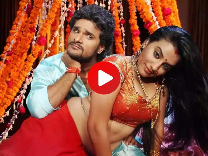 Bhojpuri Video : अक्षरा ने आग लगे ना राजा पर बत्ती गुल कर किया ताबड़तोड़ रोमांस