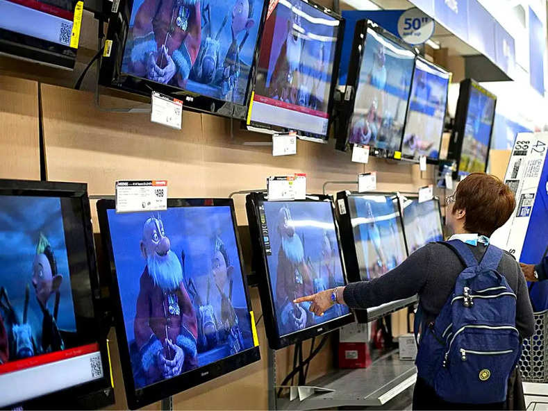 10 हजार रुपए से भी कम में आपके घर आ जाएगा Smart LED TV, एक साल गारंटी के साथ