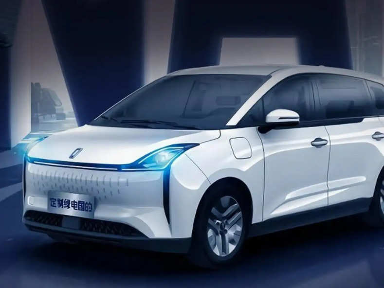Electric Car : साढ़े 3 लाख से भी कम कीमत मे मिल रही ये कार, सिंगल चार्ज में 1200 KM की रेंज