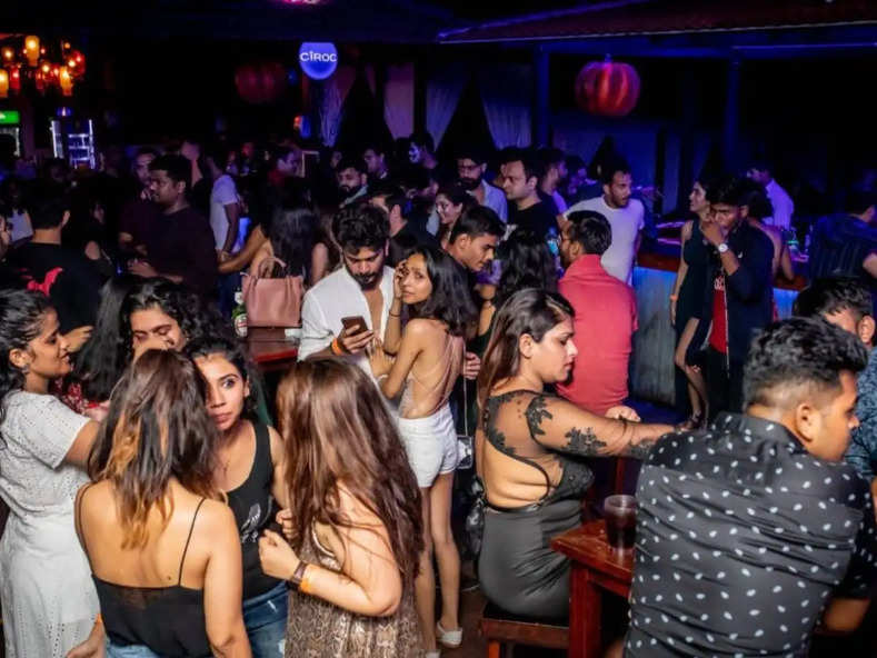 ​Goa Nightlife : रंगीन रातो के लिए जानी जाती है गोवा की ये 6 जगहें