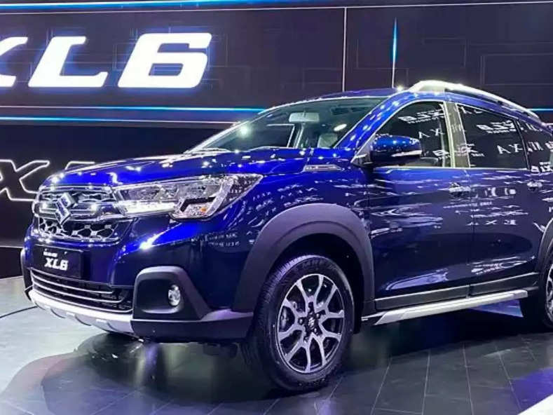 आधे रेट में मिल रही है Maruti यें 7 सीटर कार, जानिए फीचर्स