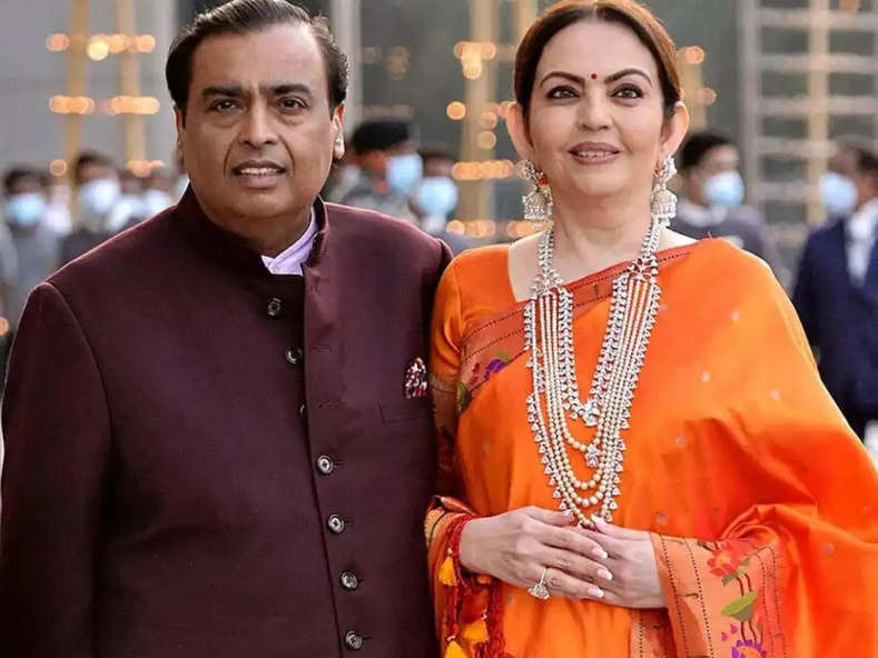 Nita Ambani : इतने लाख में होती है नीता अंबानी के दिन की शुरूआत, खर्चा जान लगेगा झटका