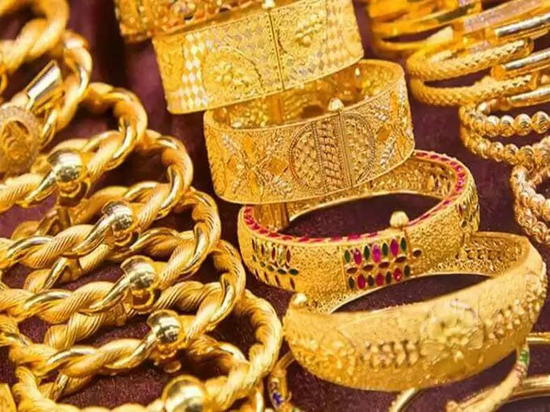 Gold Price Today : सोना डाउन, 10 ग्राम का रेट 51,300 रुपए के नीचे, चेक कर लें रेट लिस्ट