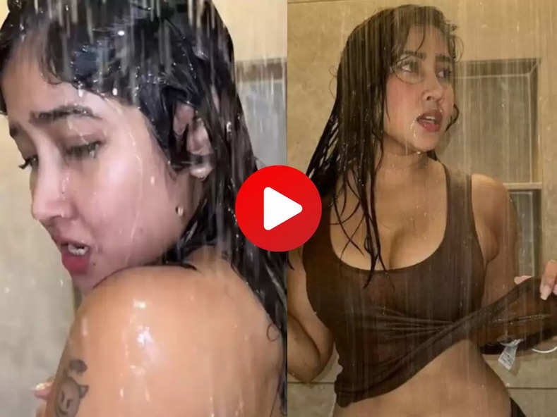 Sofia Ansari Video : बाथरूम में नहाते वक्त कैमरा बंद करना भूल गई ये एक्ट्रेस